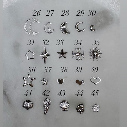 ORCHIDÉE - Pendentif coeur ou rond (initiales et dates)